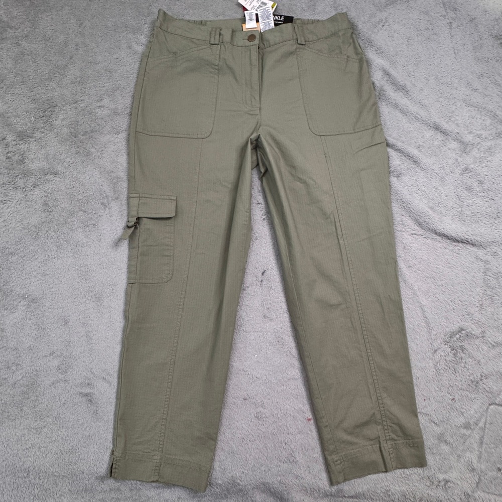 NWT Ruby Rd. Pants Sage Green Ankle Cargo Size 14 (W36in)‎